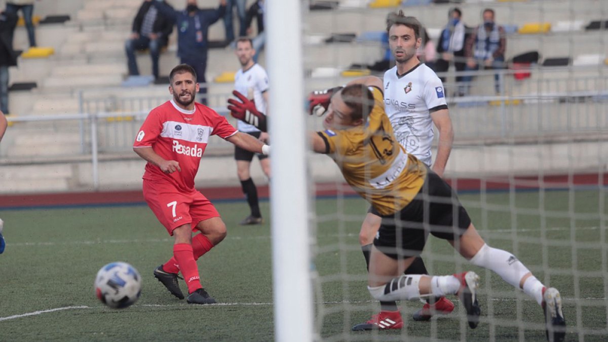 El Marino podría volver a ser rival del Numancia el próximo curso. MARIO TEJEDOR