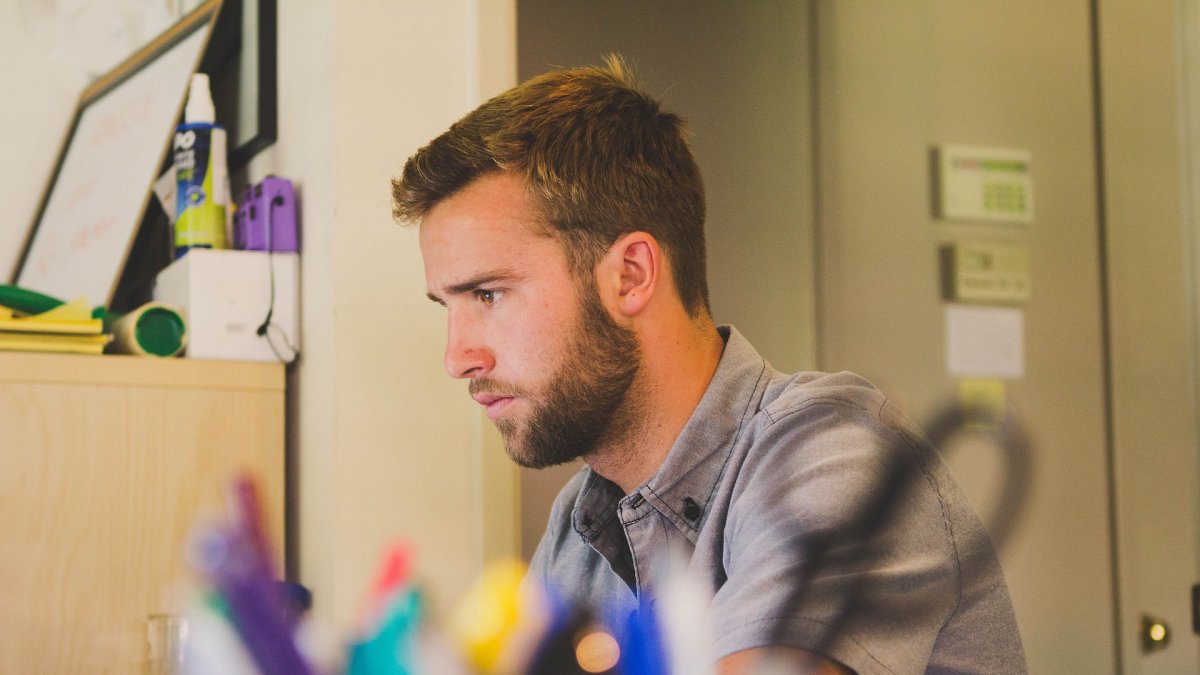 La generación Millenials son personas de entre 30 y 40 años.-HDS
