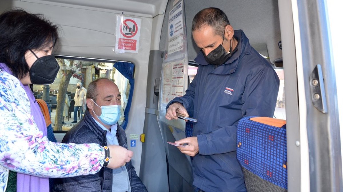 Presentación del bono rural en Covaleda.-HDS