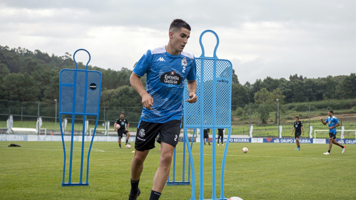 Jorge Valín en un entreno con el Dépor. Twitter