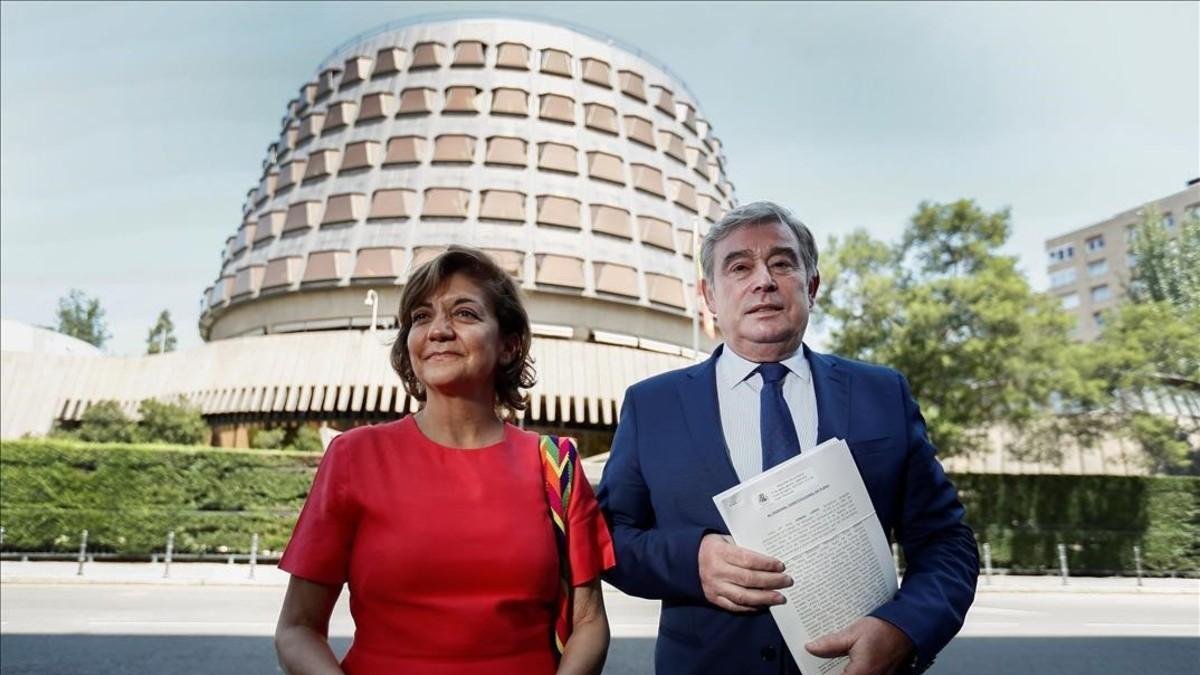 El portavoz del PP en el Senado, José Manuel Barreiro, y la portavoz adjunta, Rosa Vindel.-EFE / MARISCAL