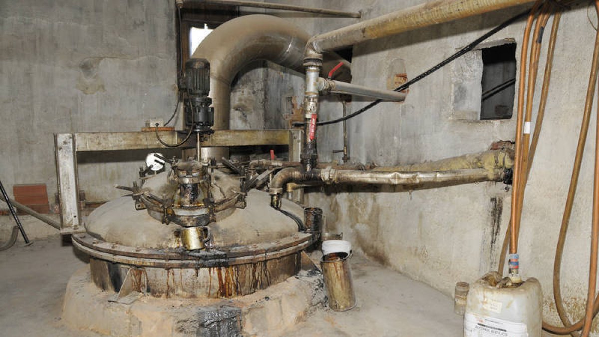 Un resinero en uno de los montes de Soria. / A. M. -