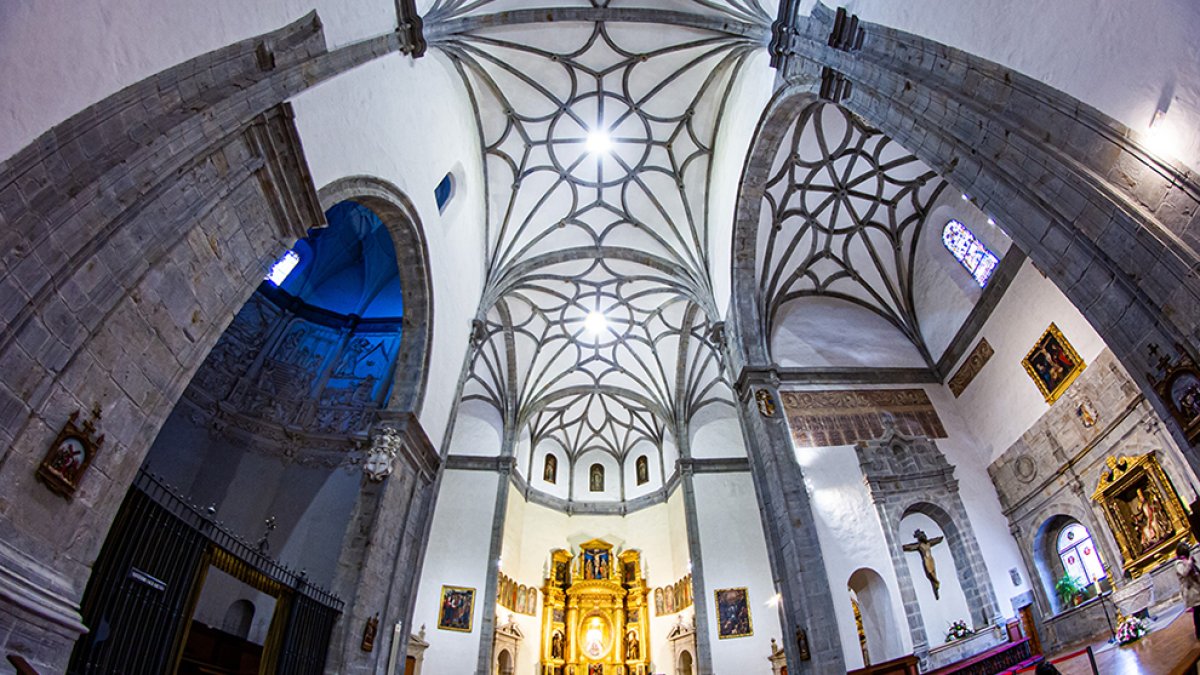 Una ceremonia religiosa en la provincia. MARIO TEJEDOR