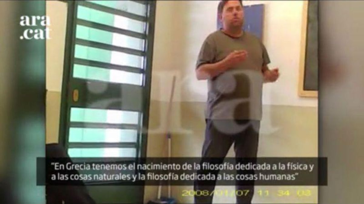 Captura del video difundido de Oriol Junqueras en la prisión de Estremera.-ARA.CAT