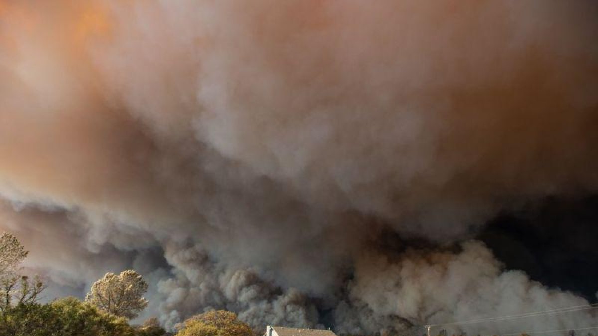 Imagen del incendio.-AFP