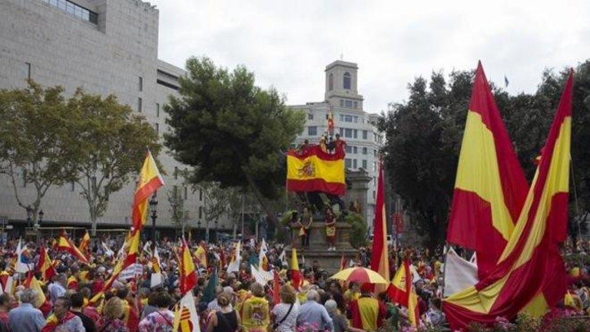 Mnifestación del 2018 con motivo del 12 de octubre.-ALBERT BERTRAN