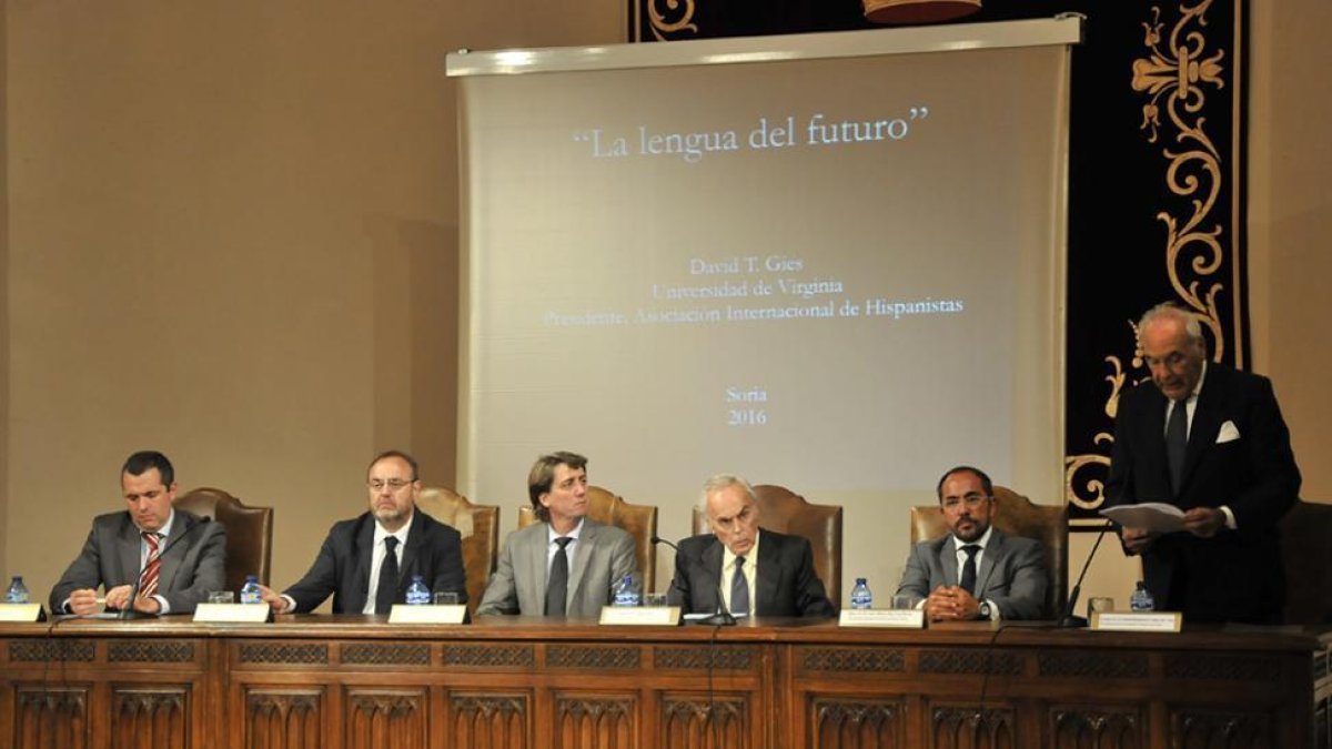 La inauguración concitó mucha expectación.-Valentín Guisande