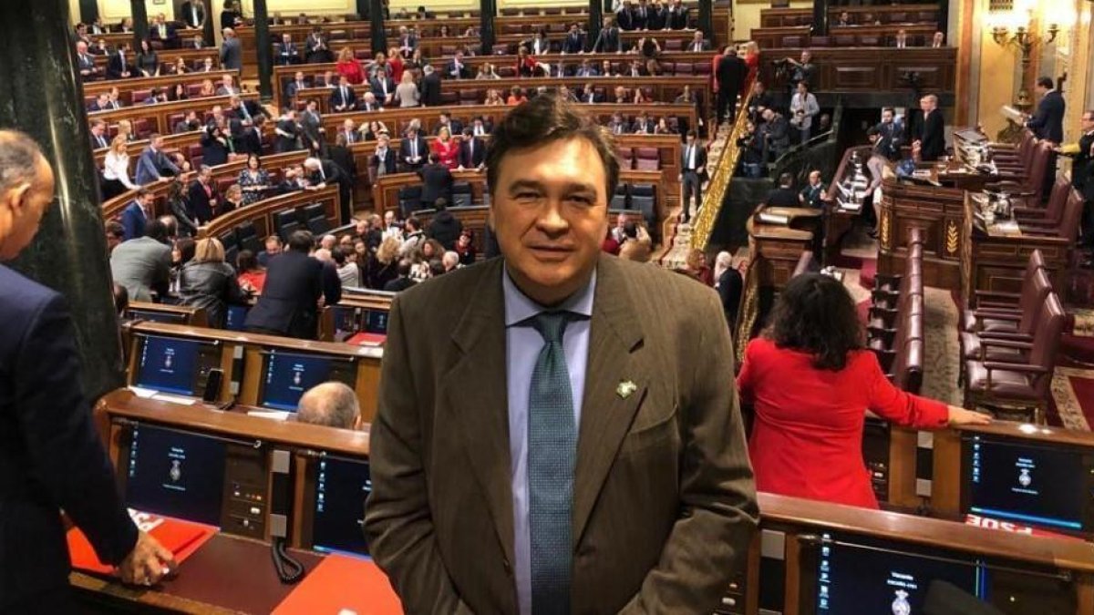 El diputado de Teruel Existe, Tomás Guitarte, en el Congreso.-TERUEL EXISTE