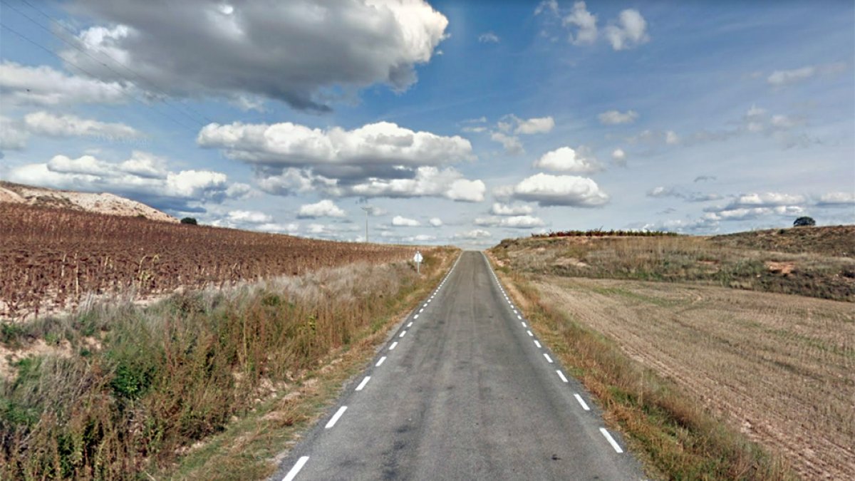 Carretera de Zayas de Báscones a Zayas de Torre, una de las que se arreglará en el Plan de Carreteras de Soria en 2022.- HDS