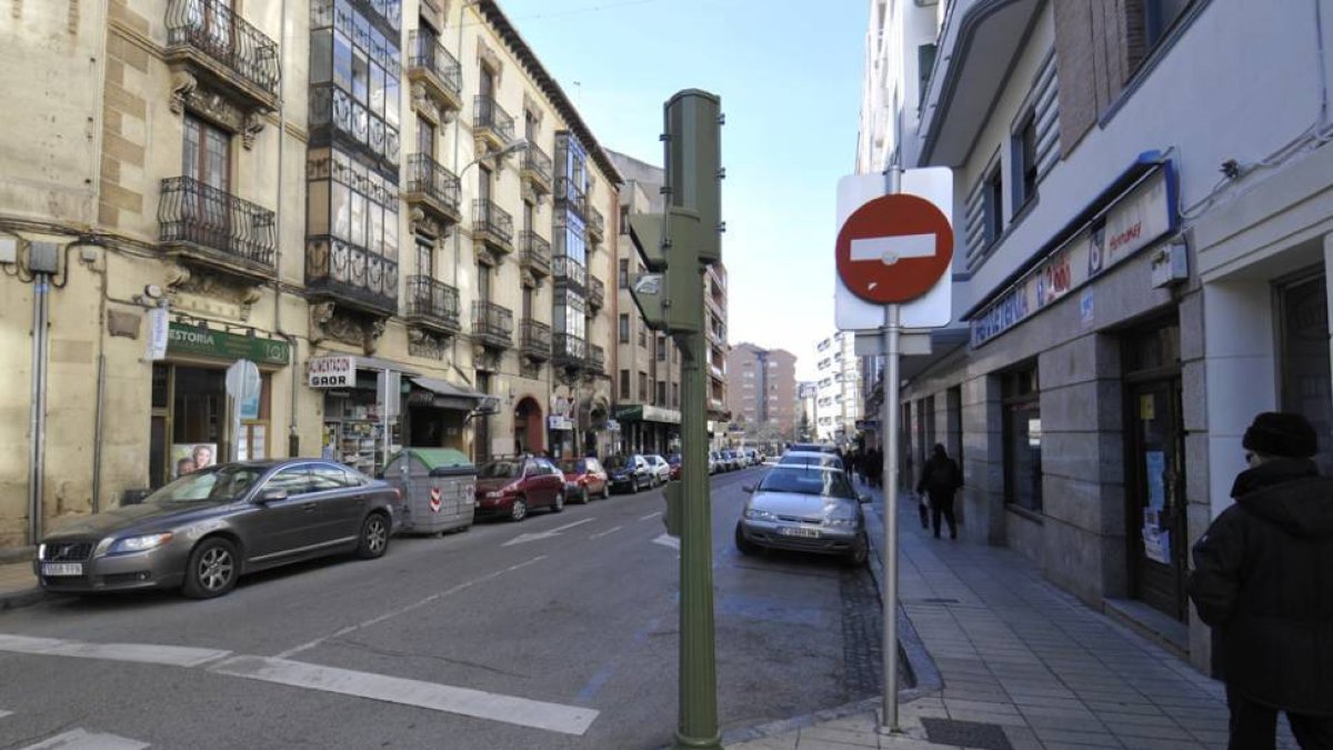 En la avenida de Navarra también hay comercios afectados por la finalización de la renta antigua.-v