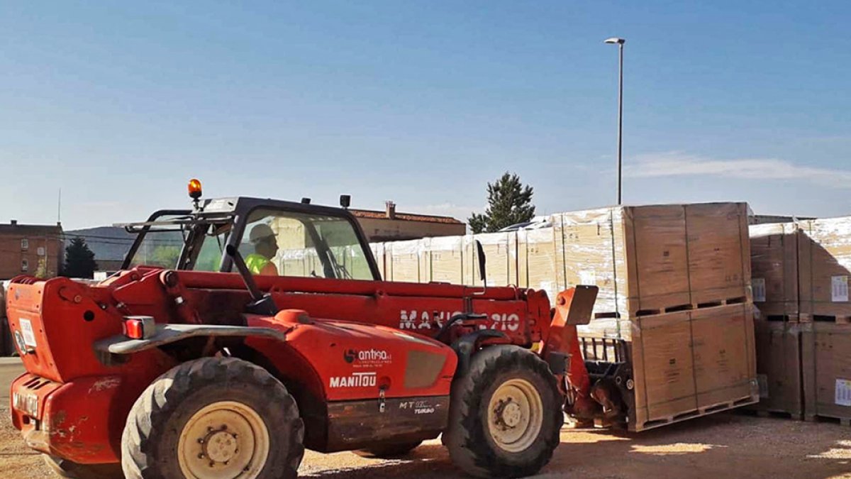 Inicio de construcción de la primera planta solar de Endesa en Soria. HDS
