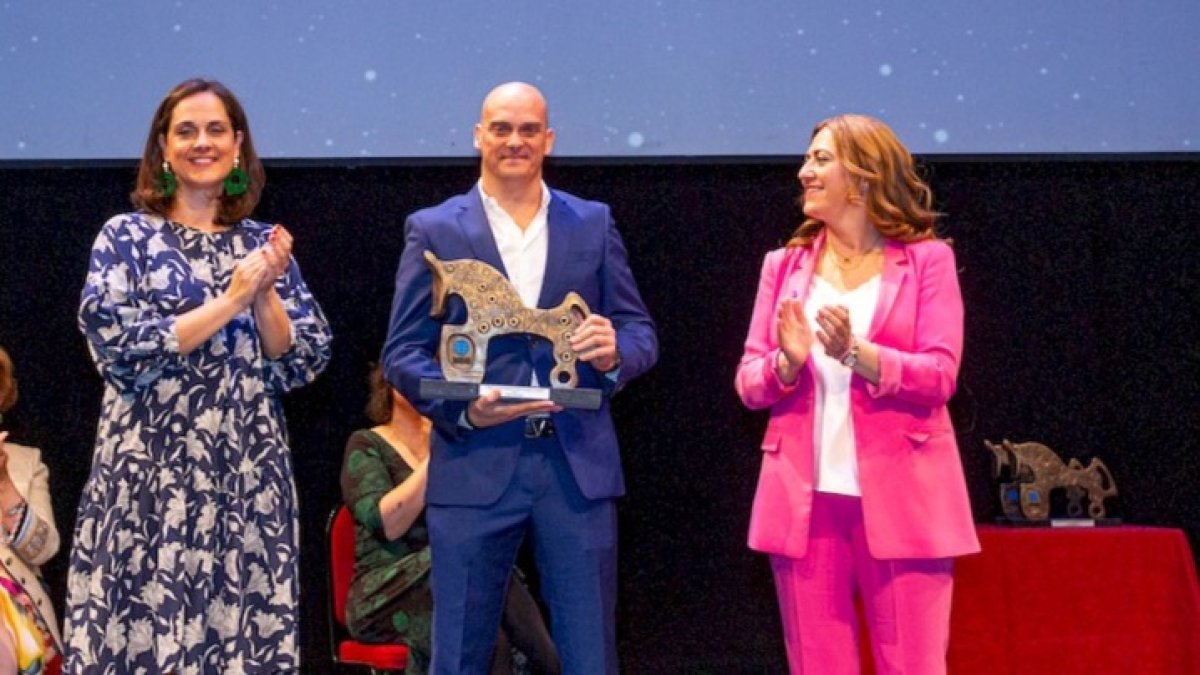 Adriana Ulibarri, José Antonio Esteban y Virginia Barcones.-MARIO TEJEDOR