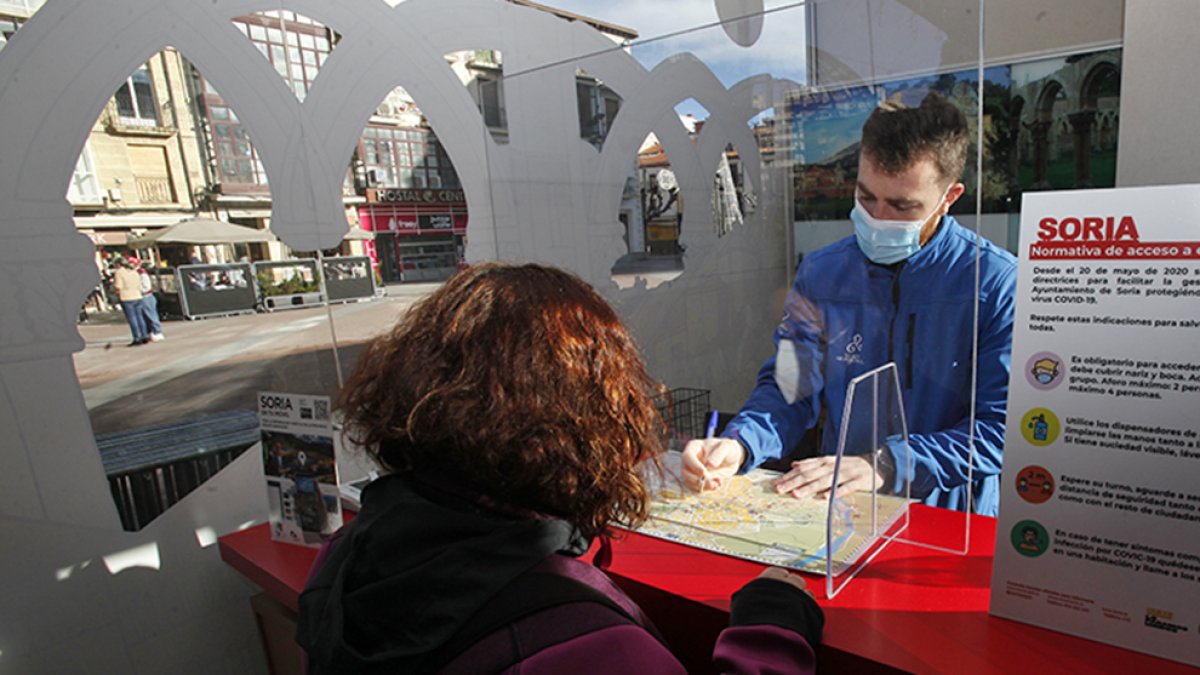 Oficina municipal de turismo en la capital - MARIO TEJEDOR