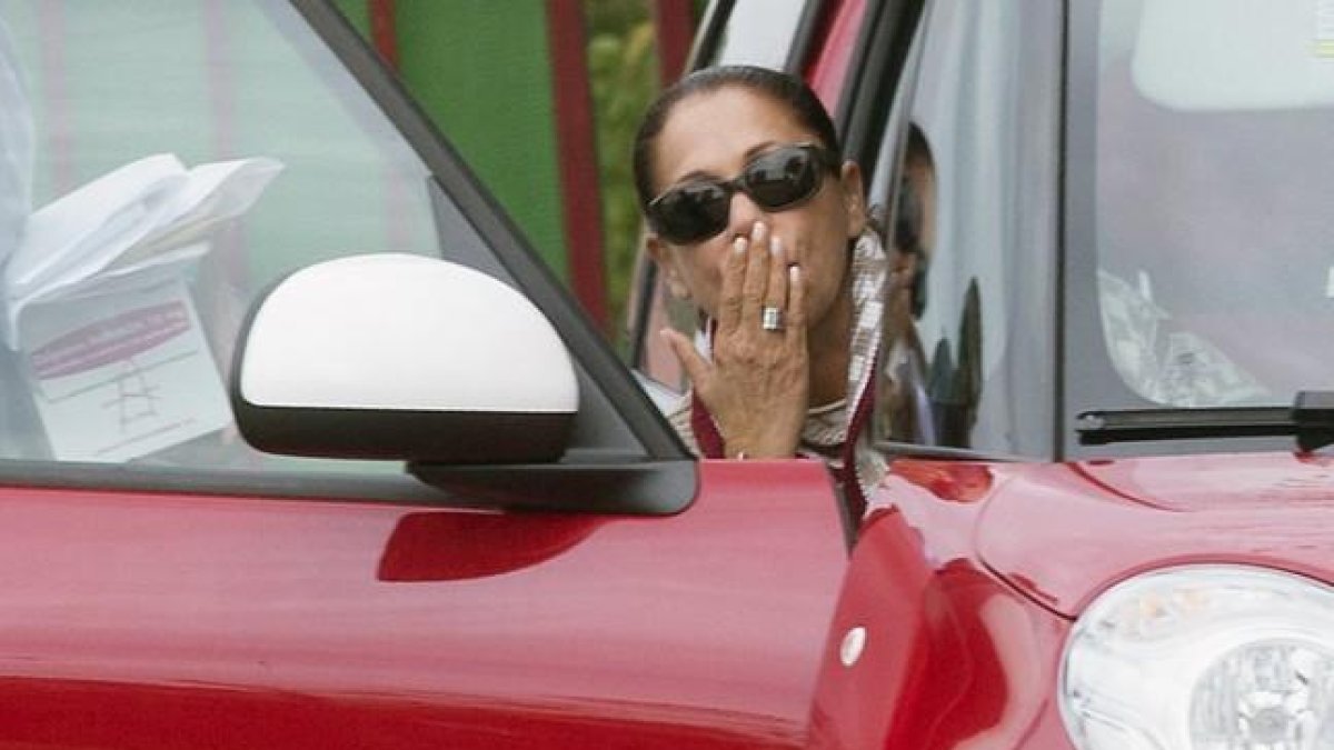 sabel Pantoja saliendo de la cárcel con el tercer grado el pasado diciembre.-EFE