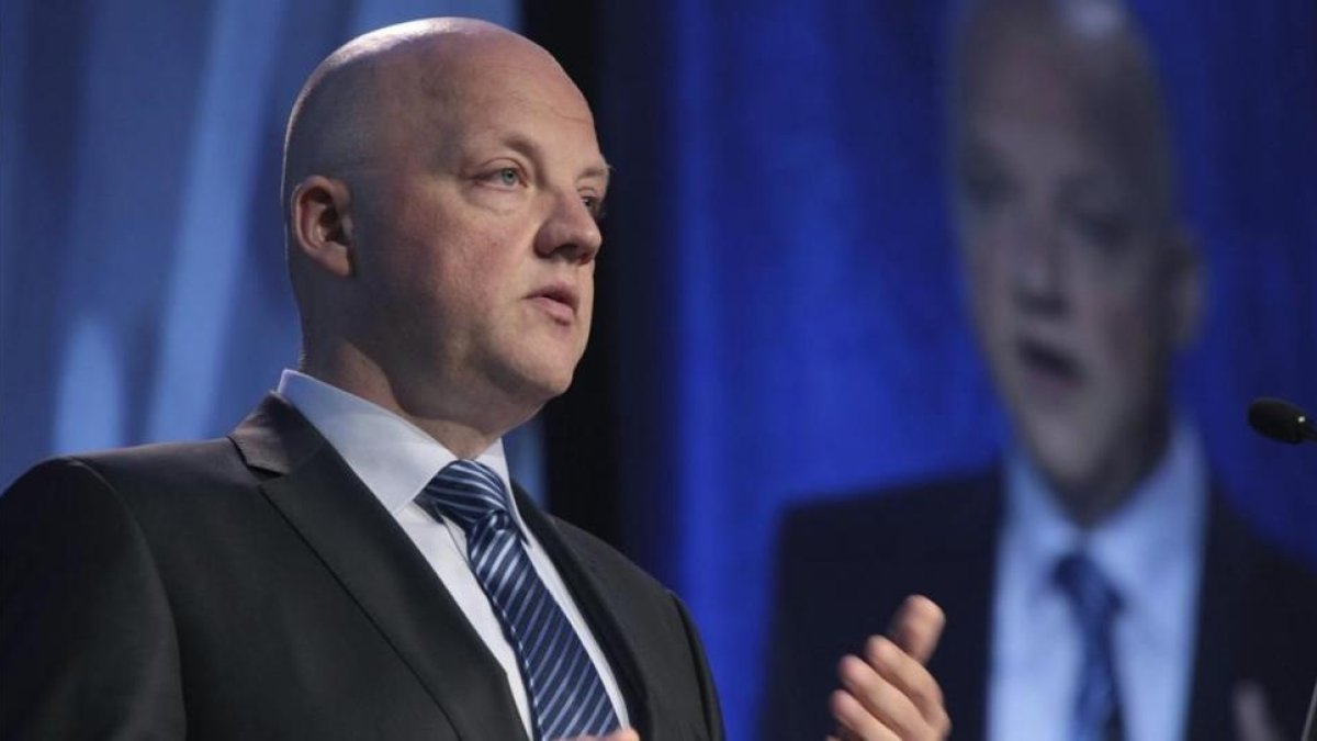 Intervención pública de Oliver Schmidt, el ejecutivo de Volkswagen detenido en EEUU, en el 2014.-EFE / JOE WILSSENS HANDOUT