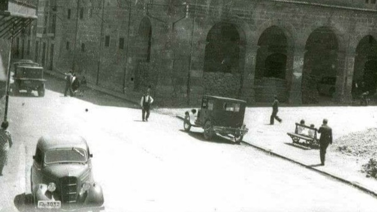 Una simple fotografía, fechada en 1937, nos permite rastrear muchos más aspectos de la Guerra Civil en curso de los que aparecen a simple vista. (AHPSoJCyL 3.646)