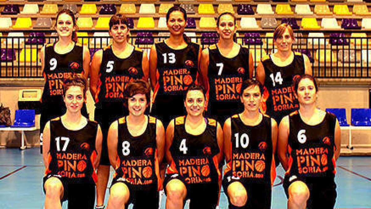 La plantilla del BSF Madera PinoSoria de esta temporada. / BSF-