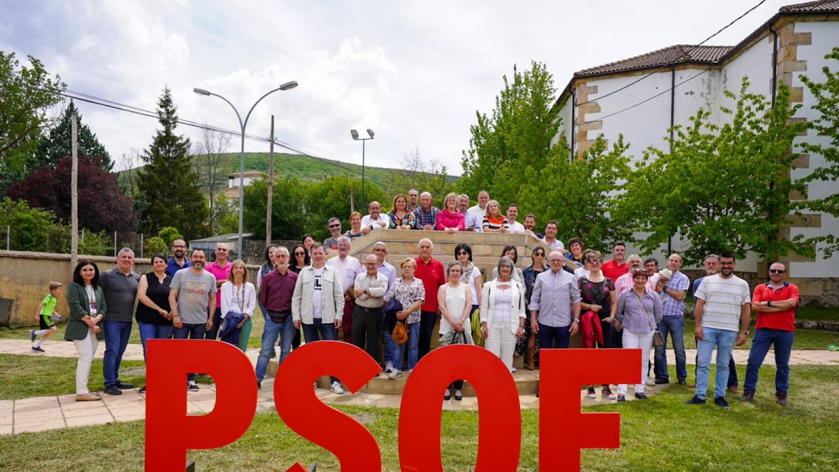 Foto de familia de la convención socialista. HDS