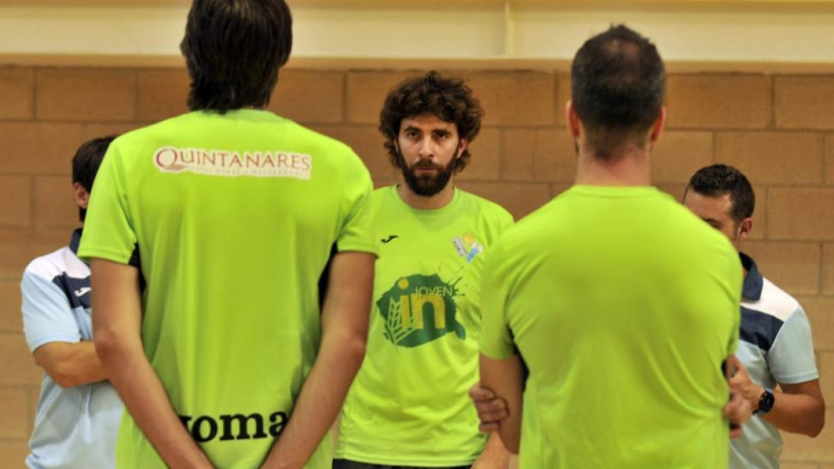 El técnico del C.V. Río Duero, Manuel Sevillano.-VALENTÍN GUISANDE
