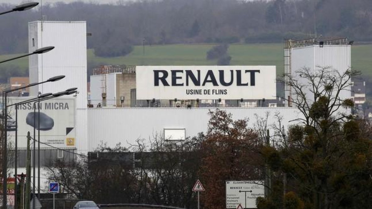 Fábrica de Renault en la localidad francesa de Aubergenville, esta semana.-REUTERS / JACKY NAEGELEN
