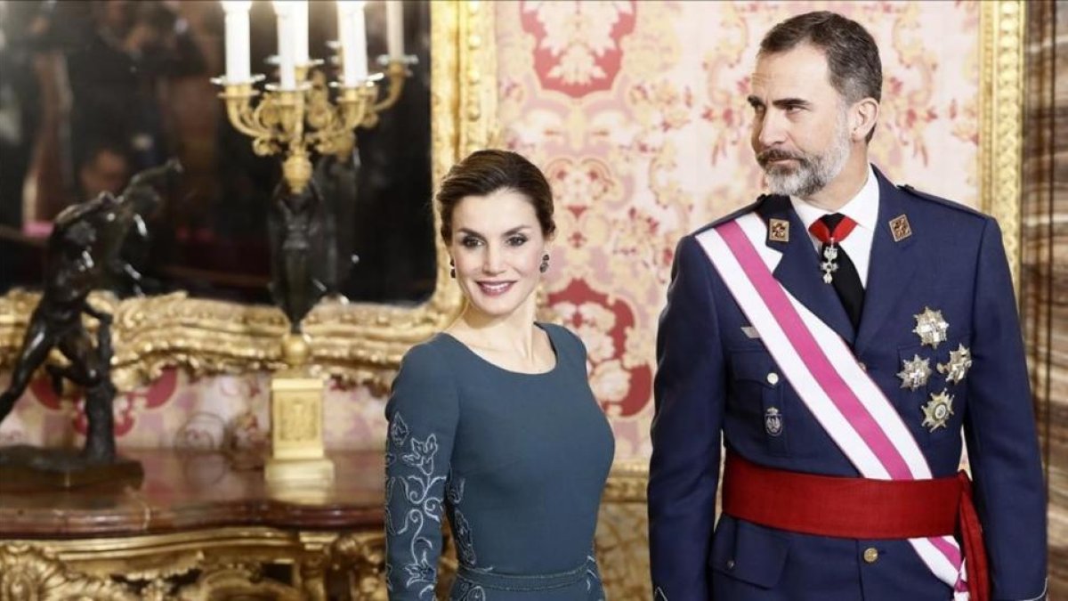 El rey Felipe VI y la reina Letizia, durante la celebración de la Pascua Militar.-EFE
