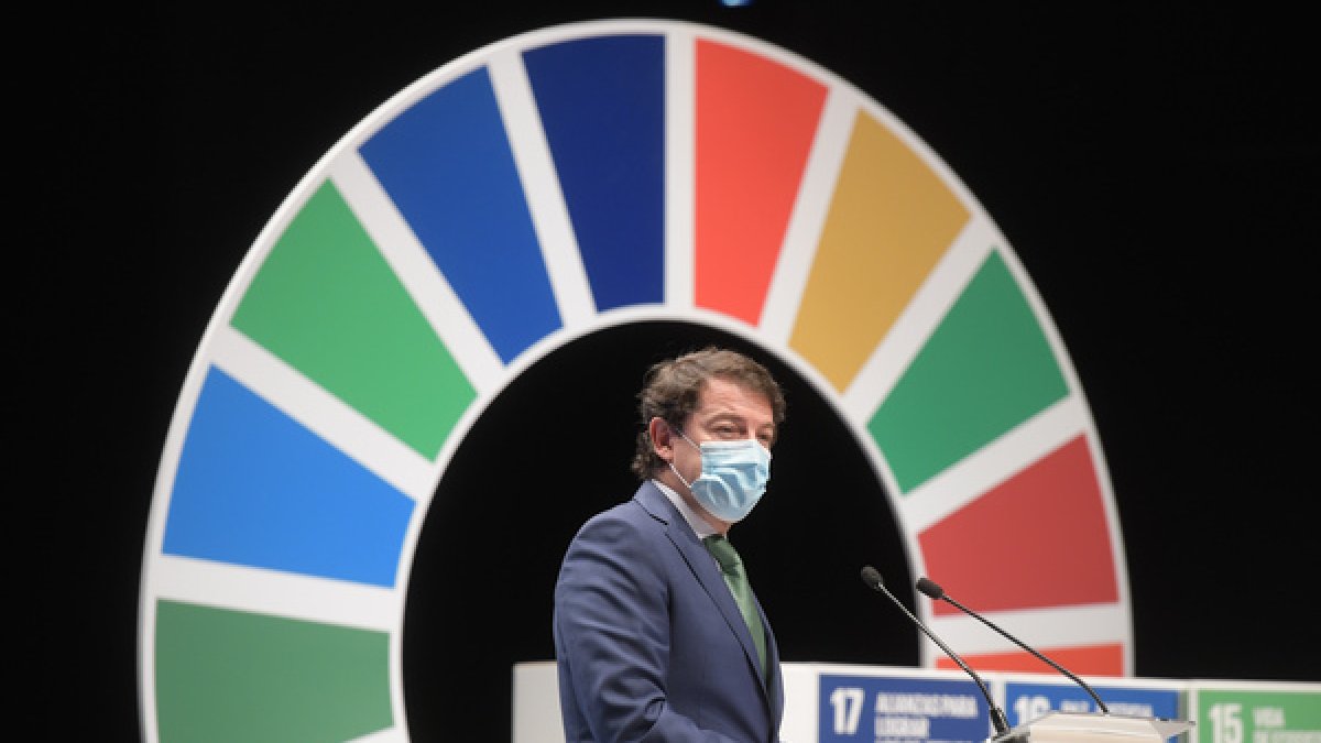 Mañueco, en la clausura del Foro ‘Compromiso 2030. Presentación de la acción de la Junta para la mejor implementación de la Agenda 2030’. ICAL