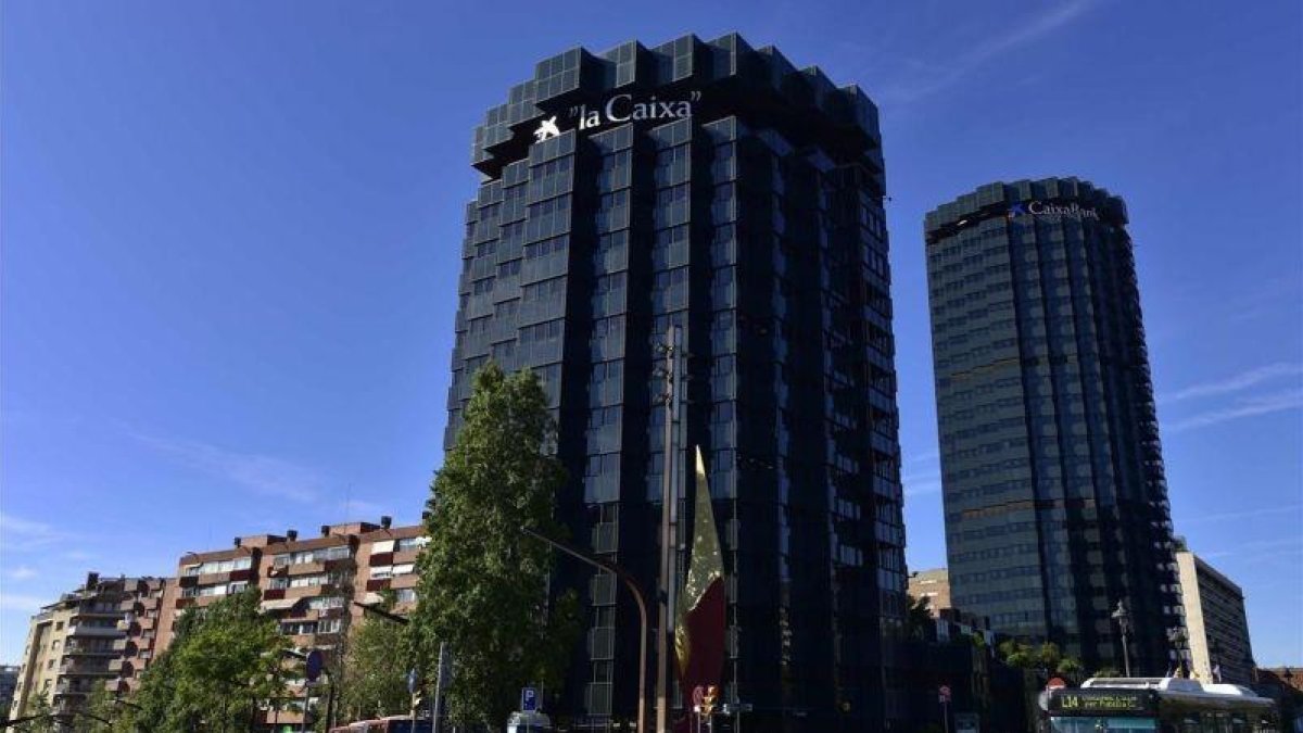 Oficinas centrales de CaixaBank en Barcelona.-PIERRE-PHILIPPE MARCOU