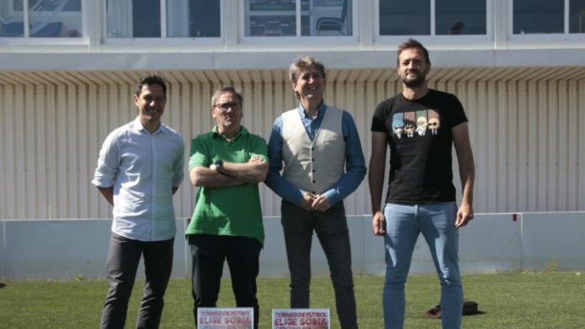 Momento de la presentación del Torneo Elige Soria de fútbol 7 que se celebró el pasado mes de mayo. GONZALO MONTESEGURO