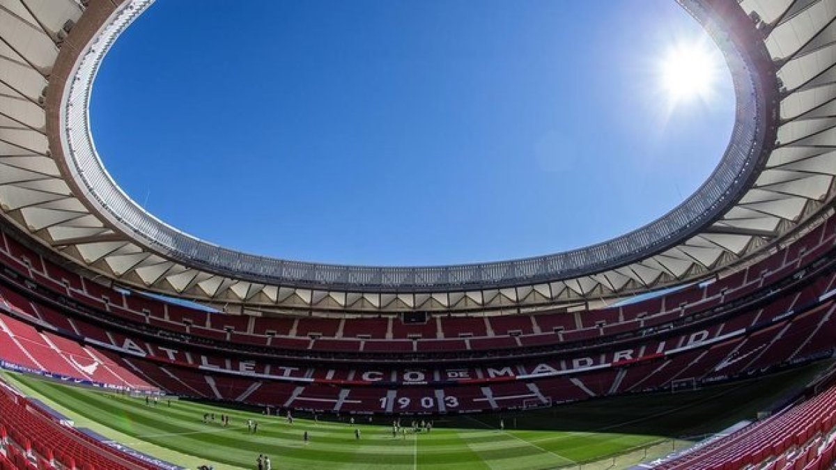 El Wanda Metropolitano sería una de las sedes que la Superliga Argentina quiere para la final de la Recopa-RODRIGO JIMENEZ (EFE)