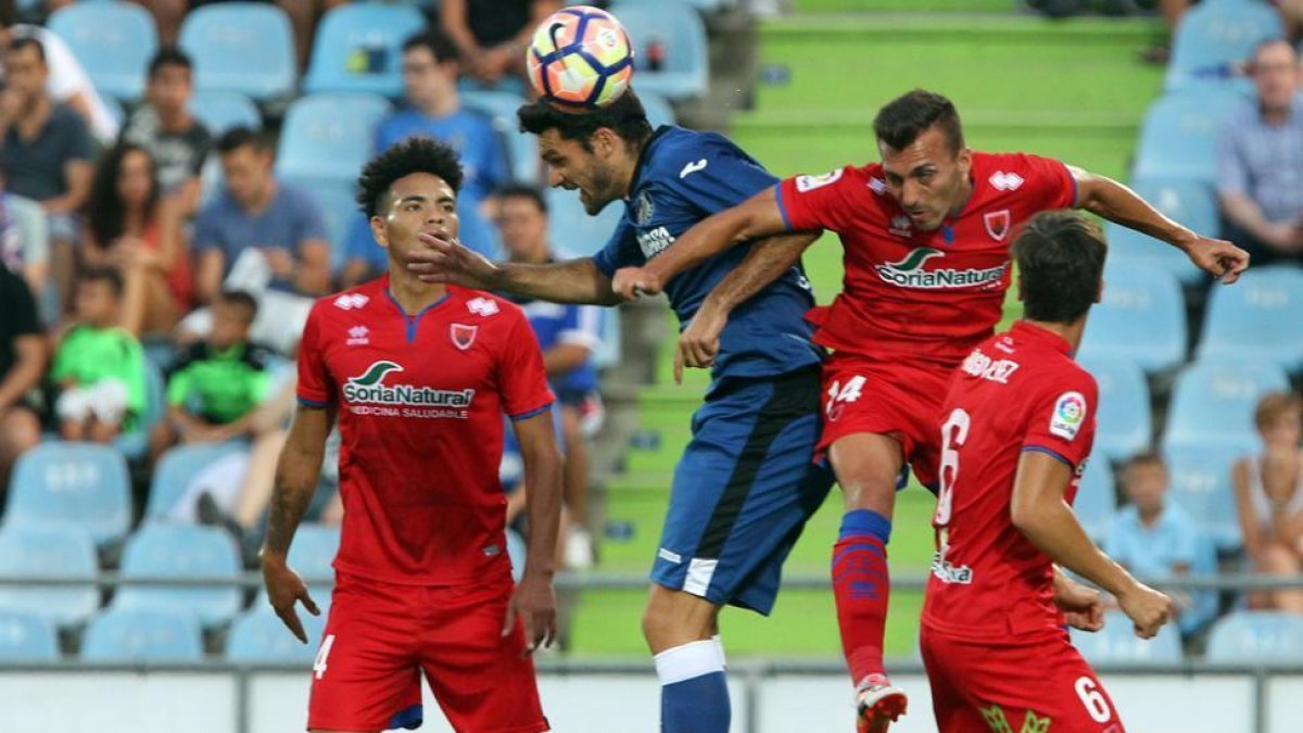 El Numancia cosechó en Getafe su primer punto de la temporada.-ÁREA 11