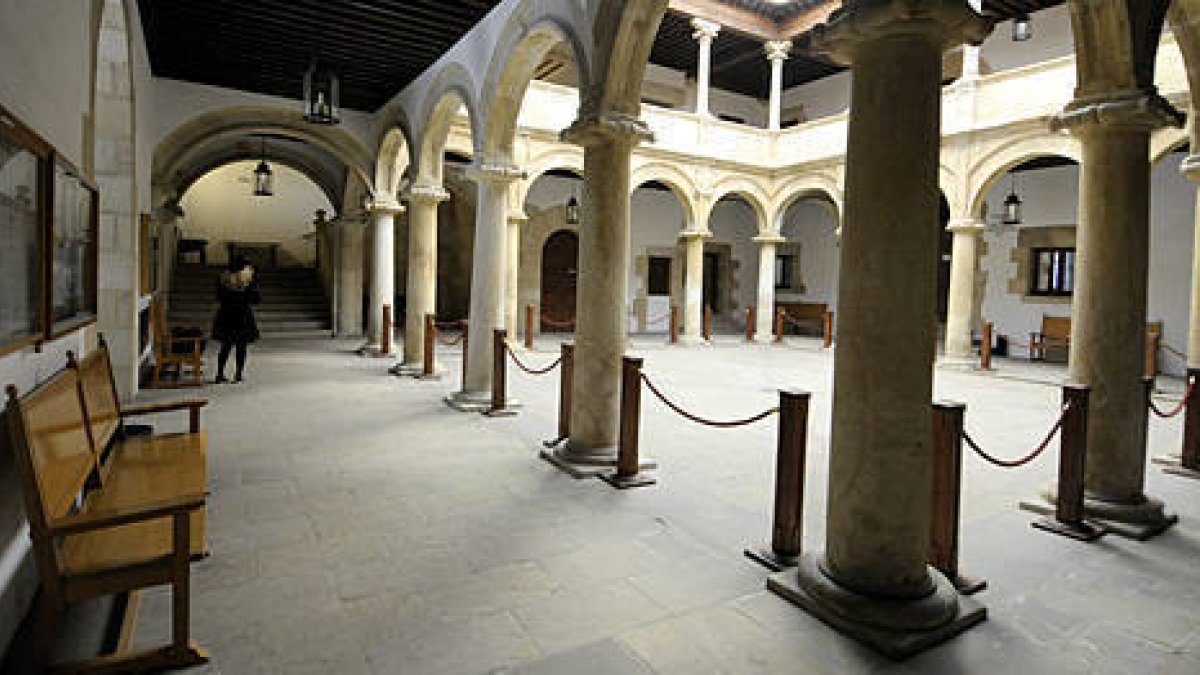 Patio de los Juzgados de Soria. / ÚRSULA SIERRA-