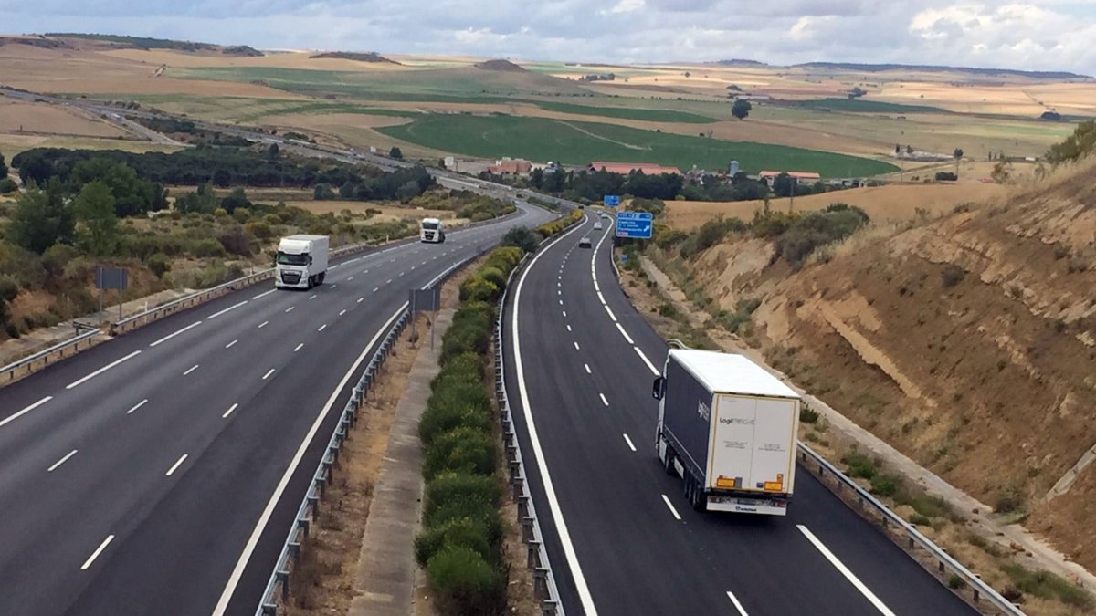 Rehabilitación del firme en la A62 en Zamora.-ICAL