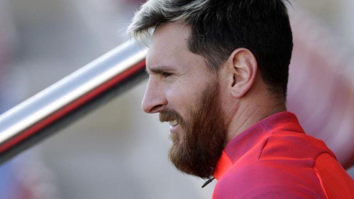Leo Messi, en un reciente entrenamiento en la Ciutat Esportiva-MANU FERNÁNDEZ / AP