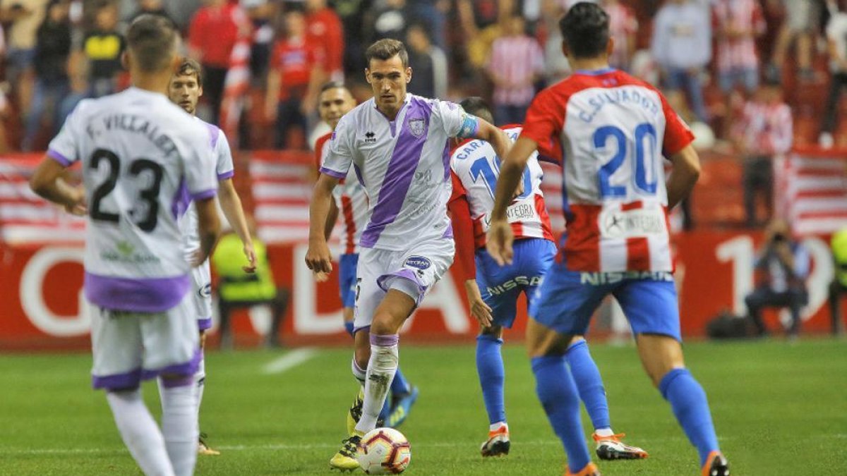 Dani Calvo en el partido del pasado domingo ante el Sporting de Gijón que fue su debut esta temporada.-LFP
