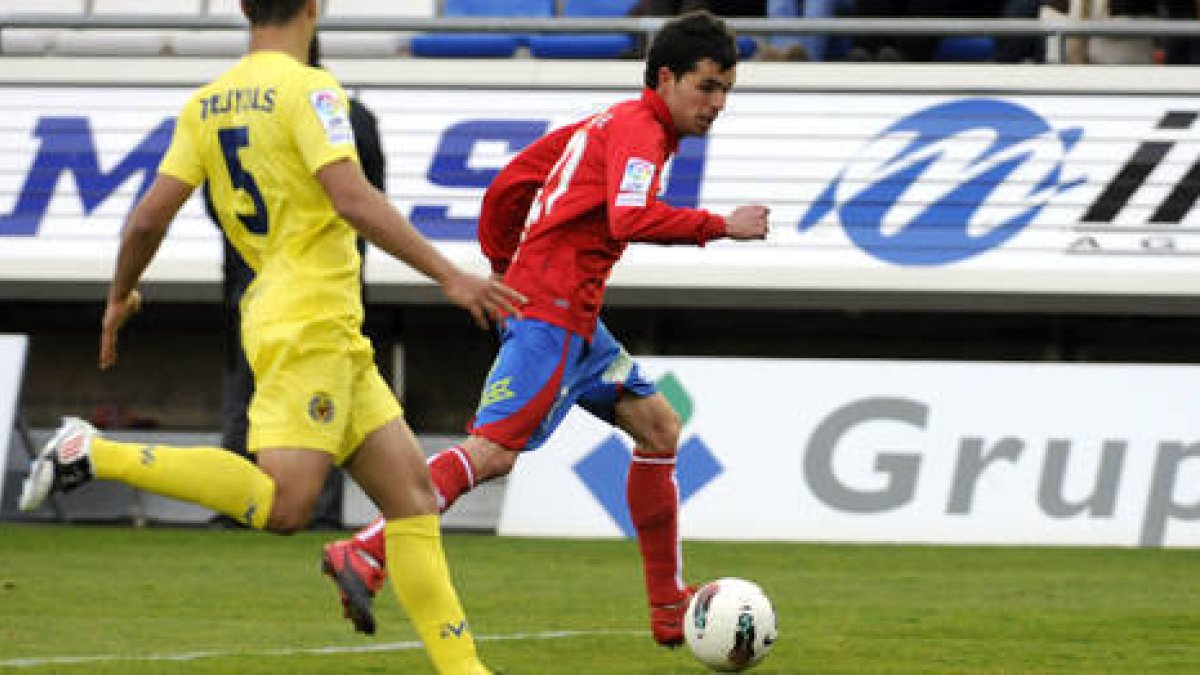 Bedoya regresará mañana al once titular. / V. Guisande-