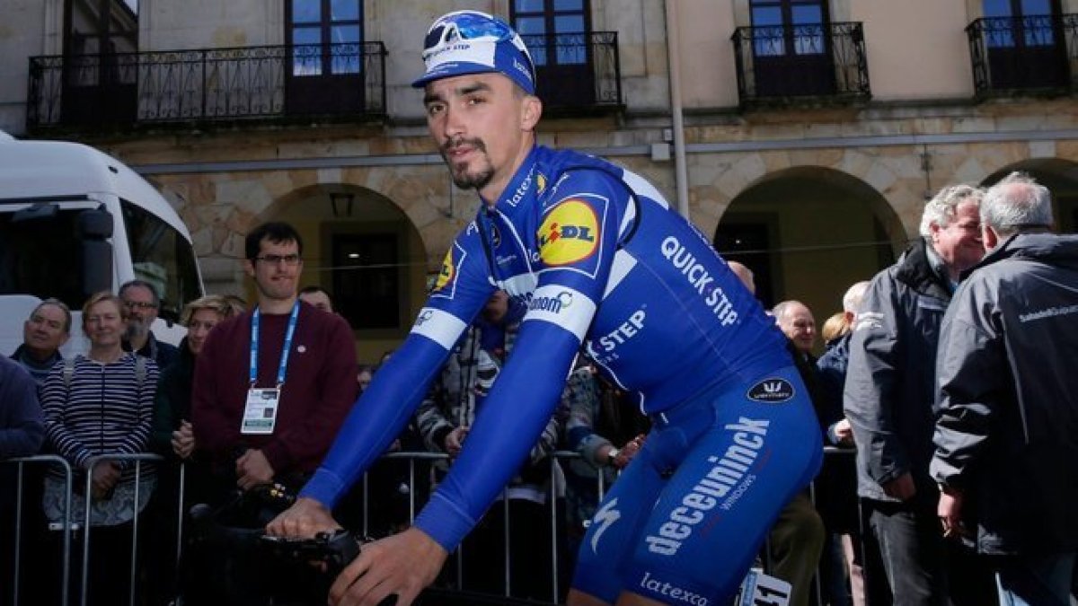 Julian Alaphilippe, en la Vuelta al País Vasco.-TWITTER / DECEUNINCK