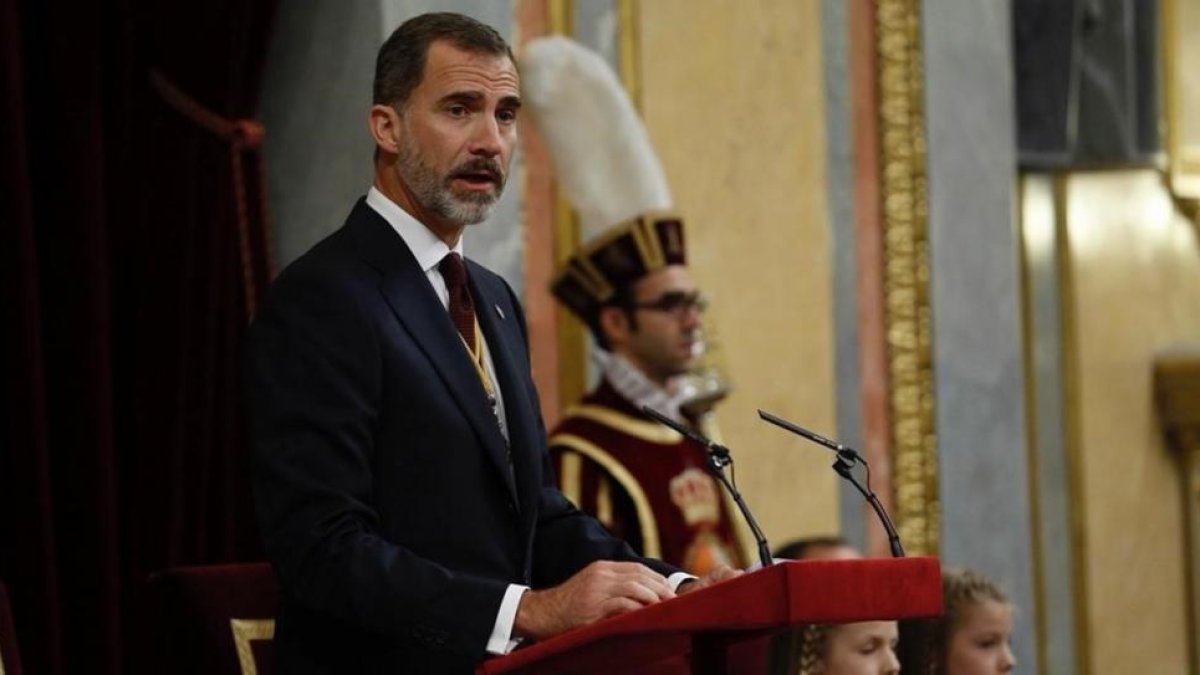 El Rey Felipe VI, acompañado de su familia, ha pronunciado el tradicional discurso con el que se da por inaugurada solemnemente la legislatura-JUAN MANUEL PRATS