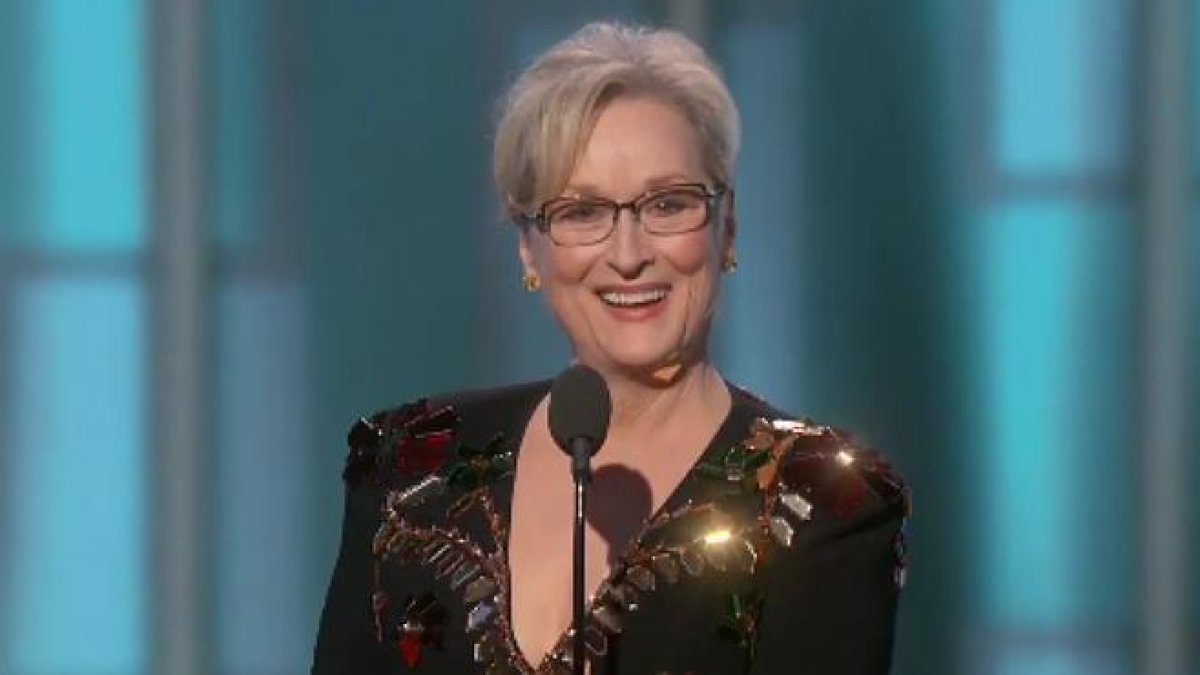 Meryl Streep le dedicó varios dardos a Donald Trump sin nombrarlo ni una vez en su discurso en los Globos de Oro 2017.-