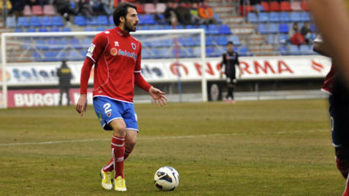 Iván Malón militó durante dos temporadas en el Real Murcia, una ciudad de la que guarda muy buenos recuerdos. / DIEGO MAYOR-