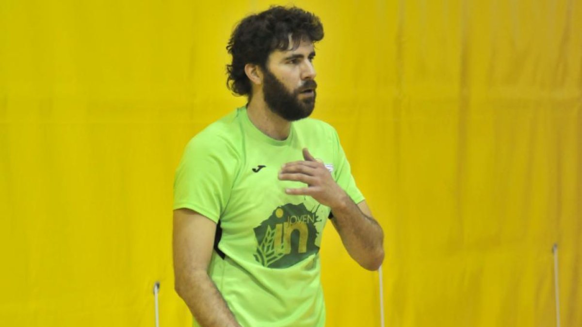 Manuel Sevillano seguirá la próxima temporada como entrenador del Río Duero.-VALENTÍN GUISANDE