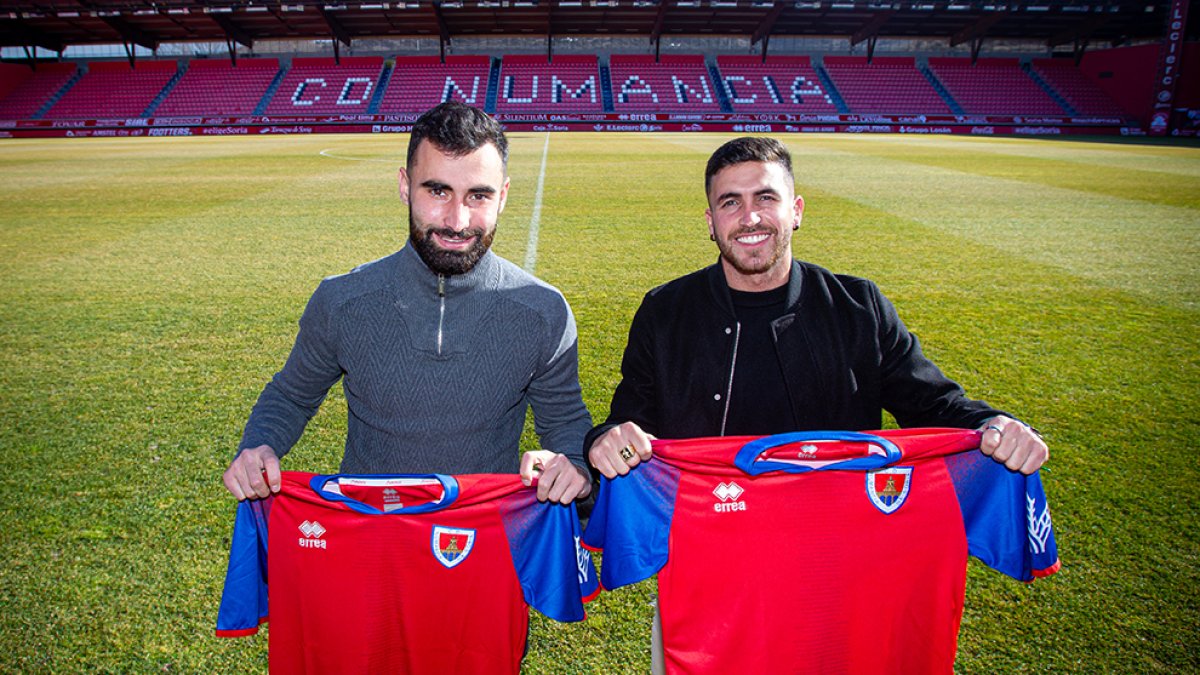 Andrei Lupu Y Álex Robles. MARIO TEJEDOR.