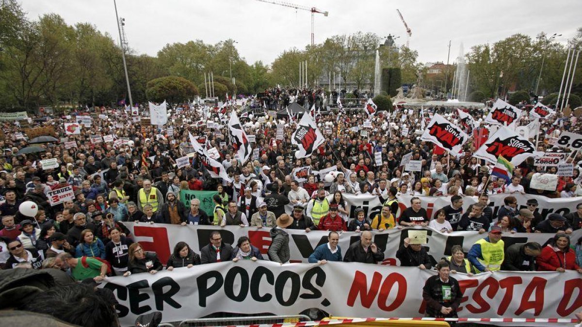 Presencia de Soria Ya en la manifestación que lanzó la Revuelta de la España Vaciada. MARIO TEJEDOR