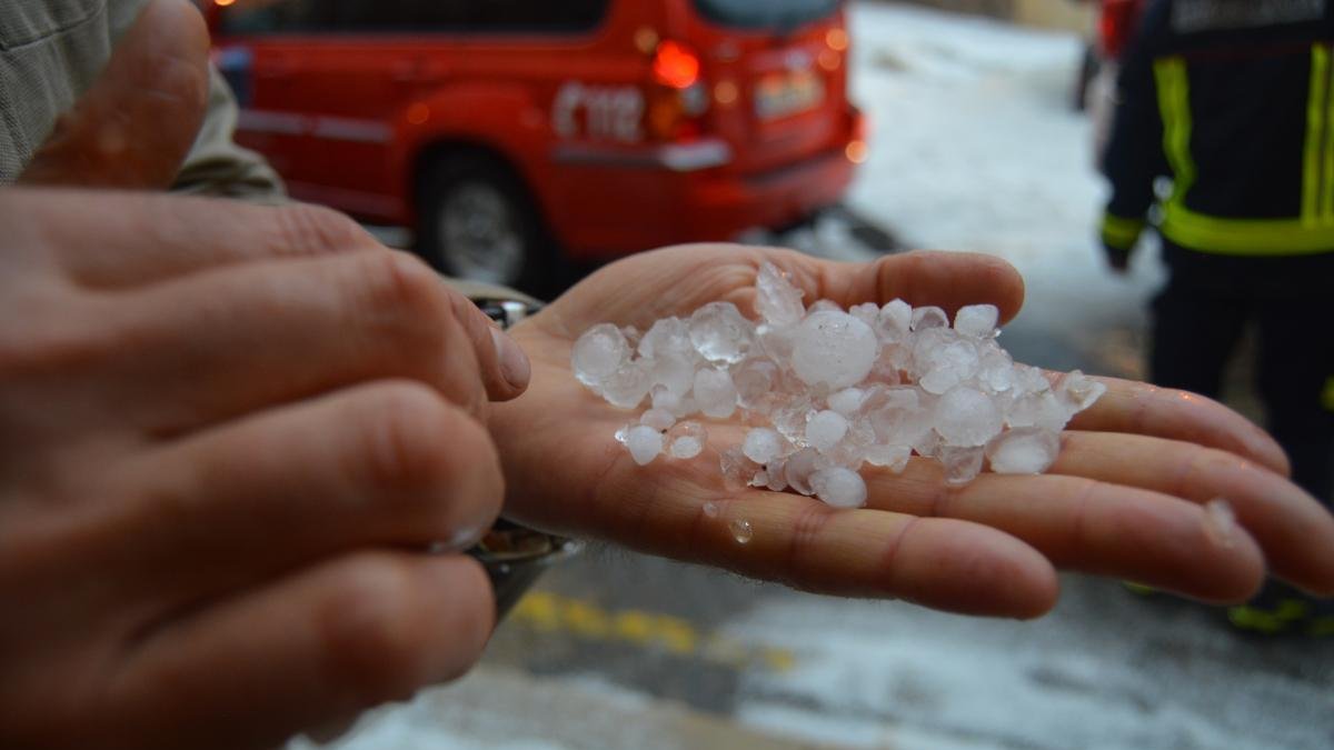 Granizo tras una tormenta en Ágreda hace unos años. HDS