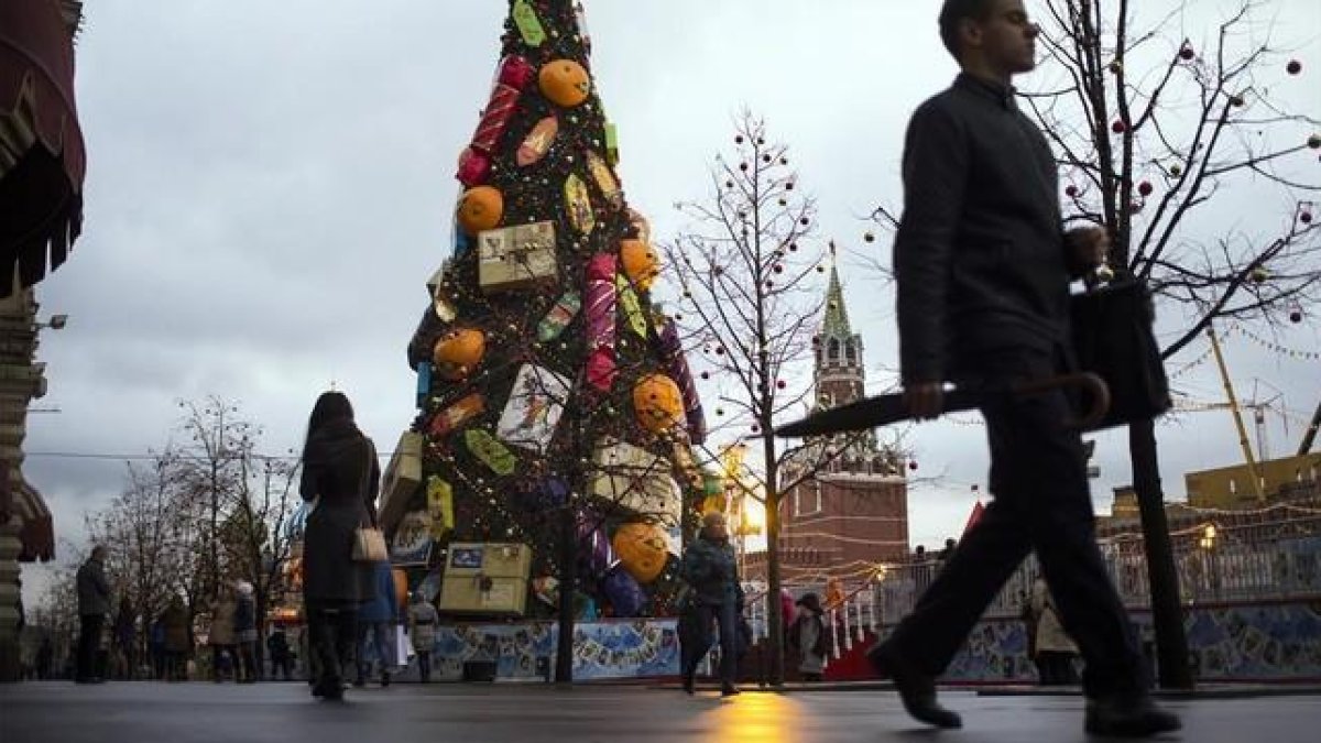 -AP / PAVEL GOLOVKIN