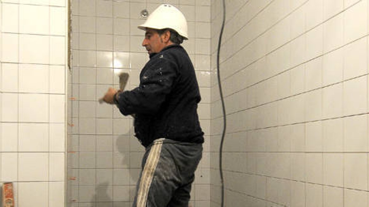 Un trabajador de la construcción./ F.S.-