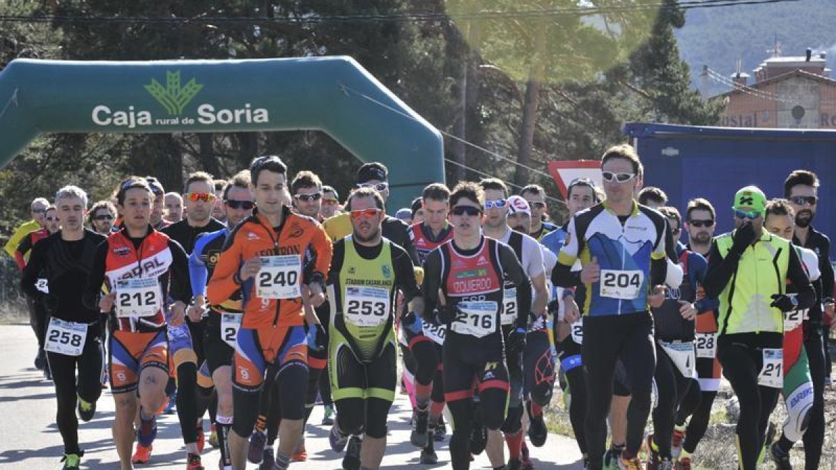 Vinuesa y su entorno es el escenario del Campeonato de España de triatlón de invierno.-VALENTÍN GUISANDE