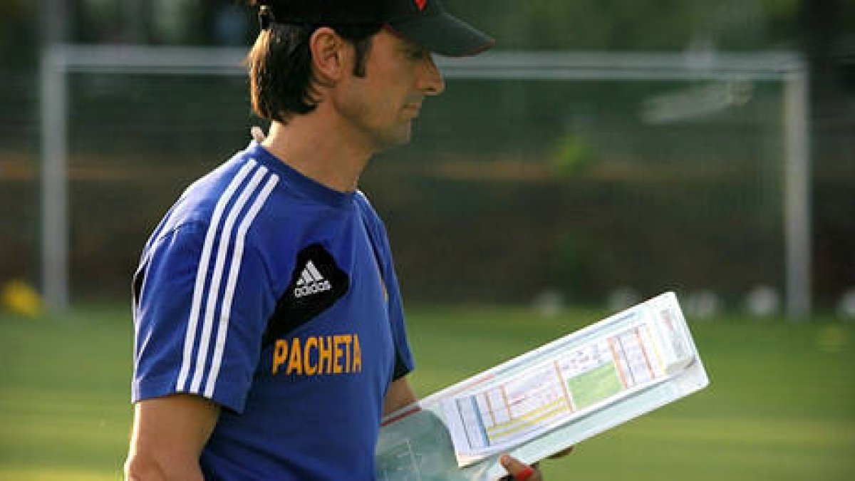 José Rojo Martín 'Pacheta' durante un entrenamiento del Korona Kielce. -