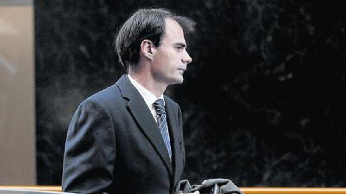 El magistrado Pablo Ruz, a su llegada a la Audiencia Nacional el pasado 5 de diciembre.-Foto: JOSÉ LUIS ROCA