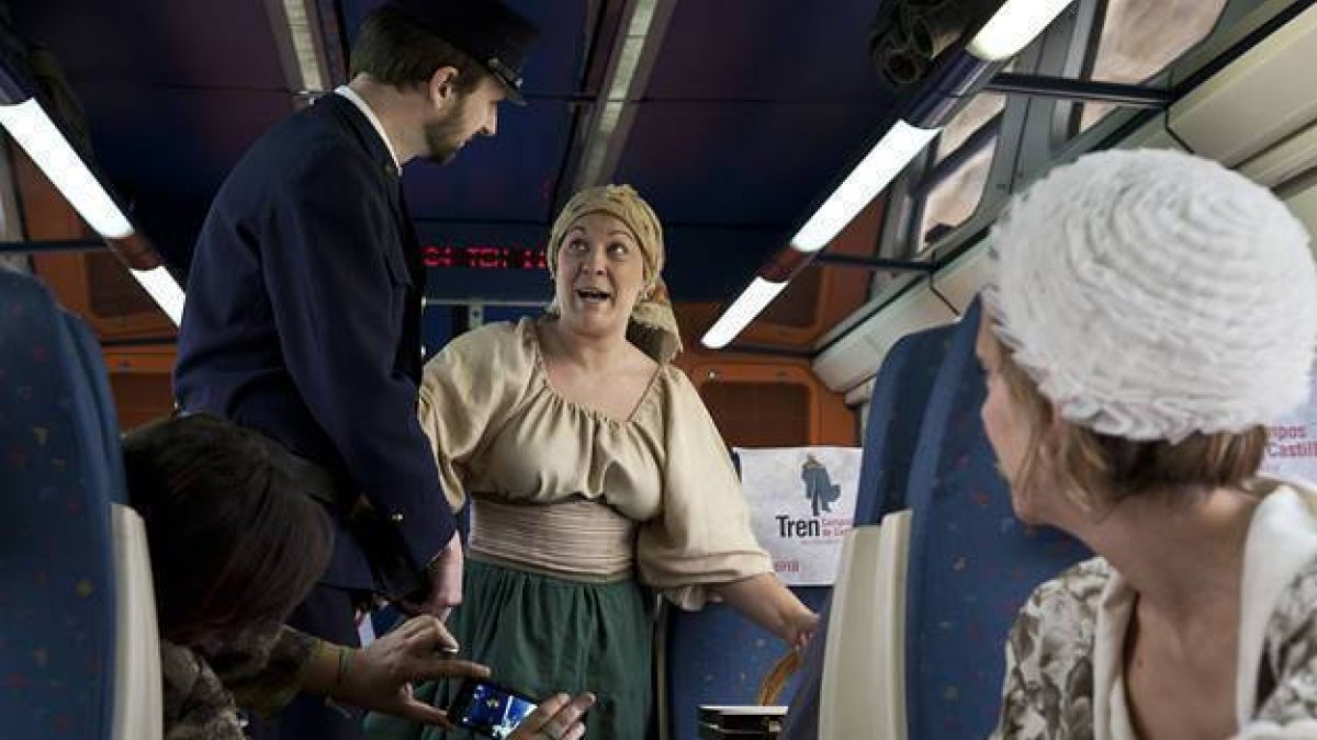Imagen del Tren Campos de Castilla, en una imagen de archivo.-DIEGO MAYOR