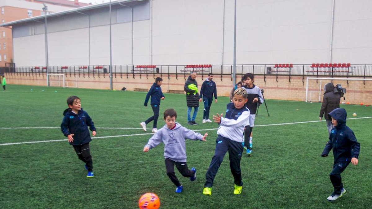 Por tercer año consecutivo arranca en Soria la Escuela de Deporte Inclusivo para niños.-MARIO TEJEDOR